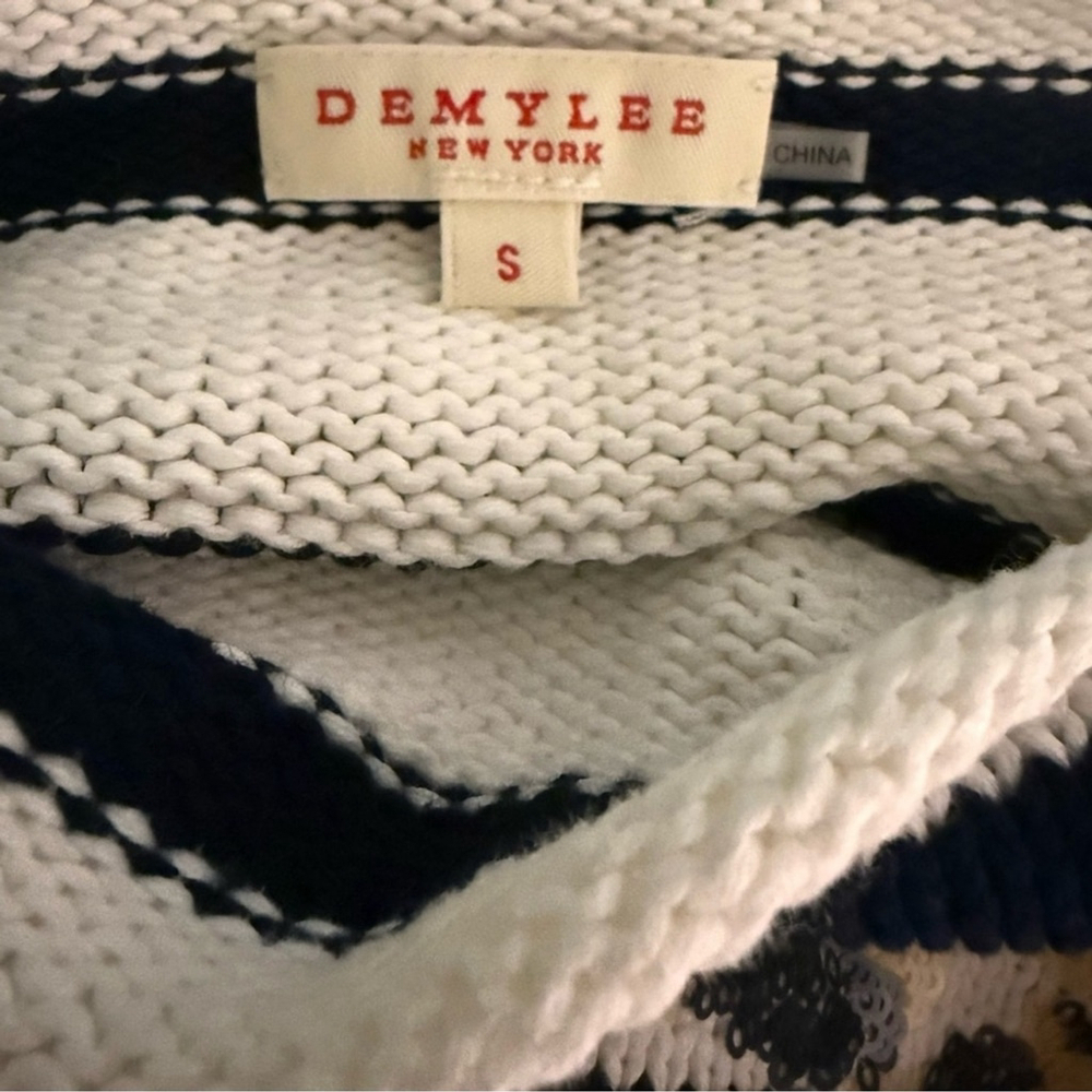 Demylee Striped Oversized Sweater with Floral Sequin Design Size S Parisian - Picture 5 of 13
